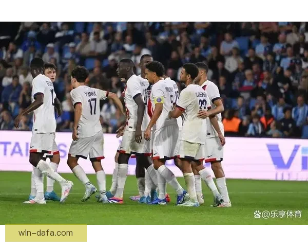 19岁非洲妖锋独造10球身价破亿 英超五豪门竞相追逐引爆转会市场_lfhbf5fy